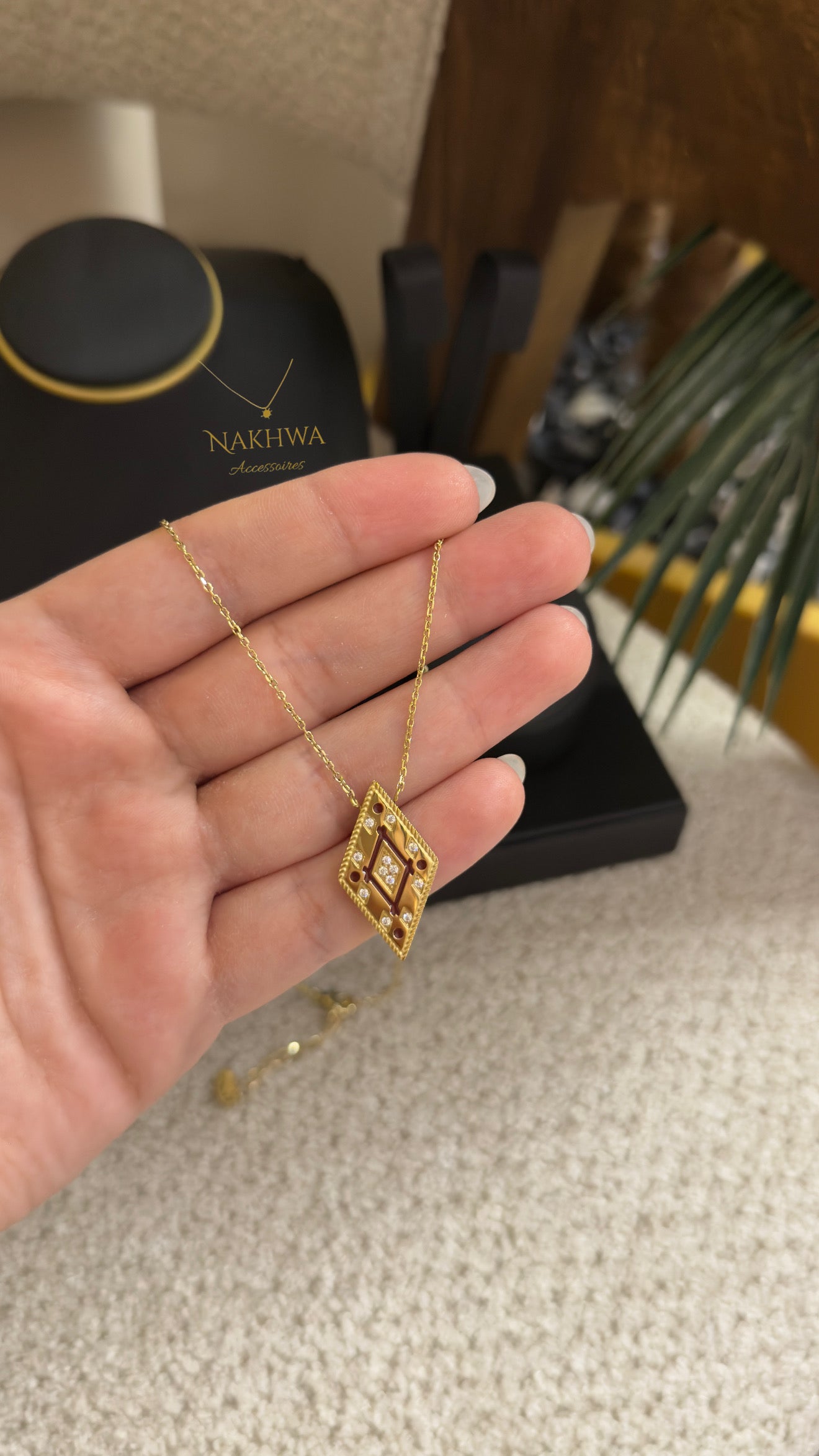 Collier semblable à l’or ✨