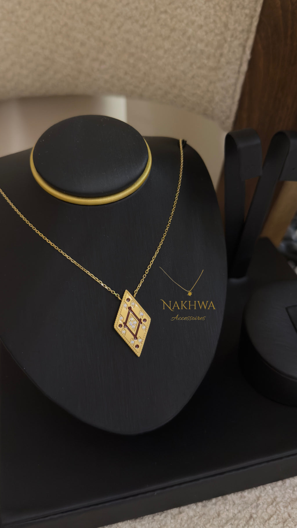 Collier semblable à l’or ✨